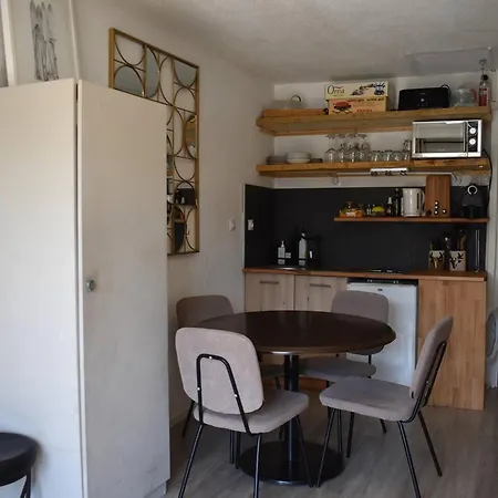 Renove 4 Pers Avec Jardinet Et Acces Parking - Coeur De Station - Fr-1-592-64 Apartament *